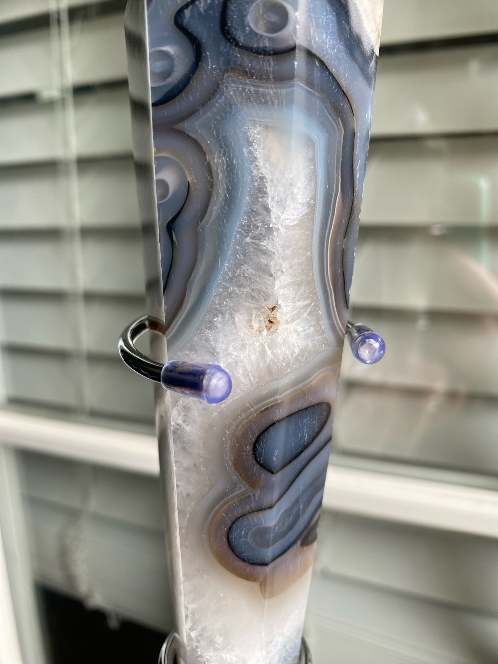 🌋✨ Volcano Agate Wand – UV Reactive with Open Druzy ✨🌋 - Picture 3 of 14